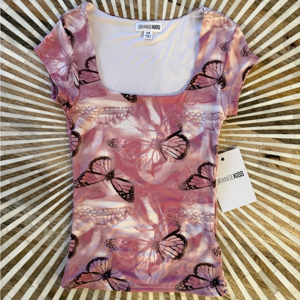 🎀 NWT xs Orange Kiss Butterfly Top